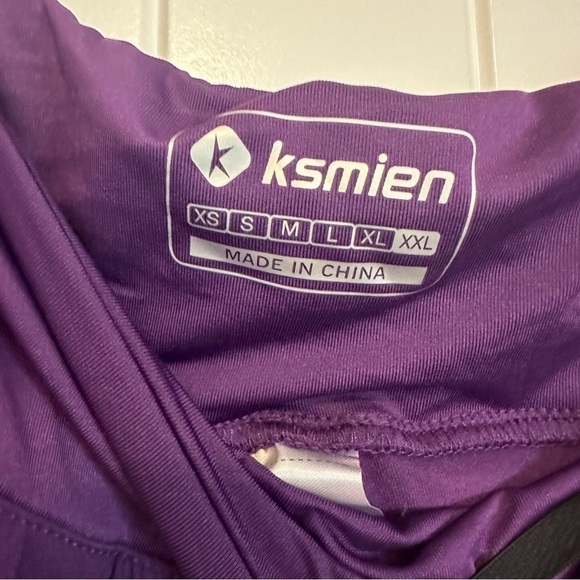 NWOT never worn XXL purple running shorts - Picture 4 of 7
